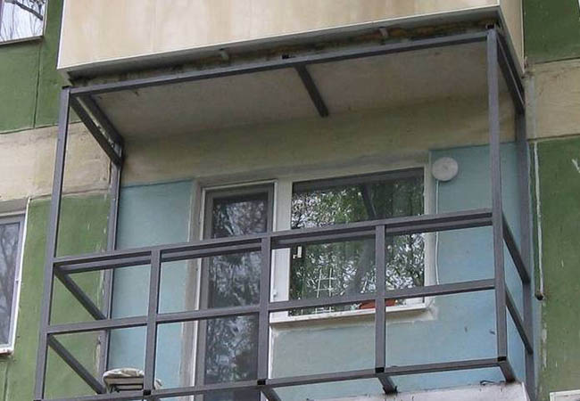 Альтернативное остекление балкона оргстеклом вместо стекла Луховицы